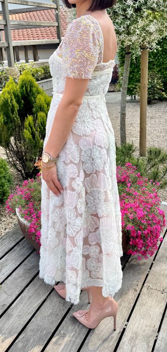 Вечірня / випускна / святкова сукня міді