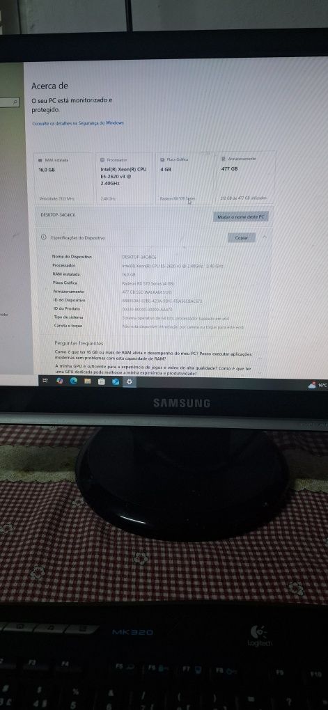 Computador com monitor