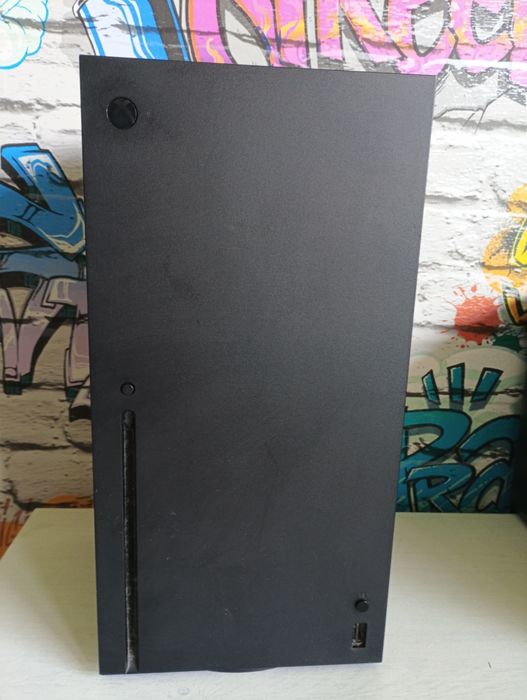 Xbox series x + 2 pady