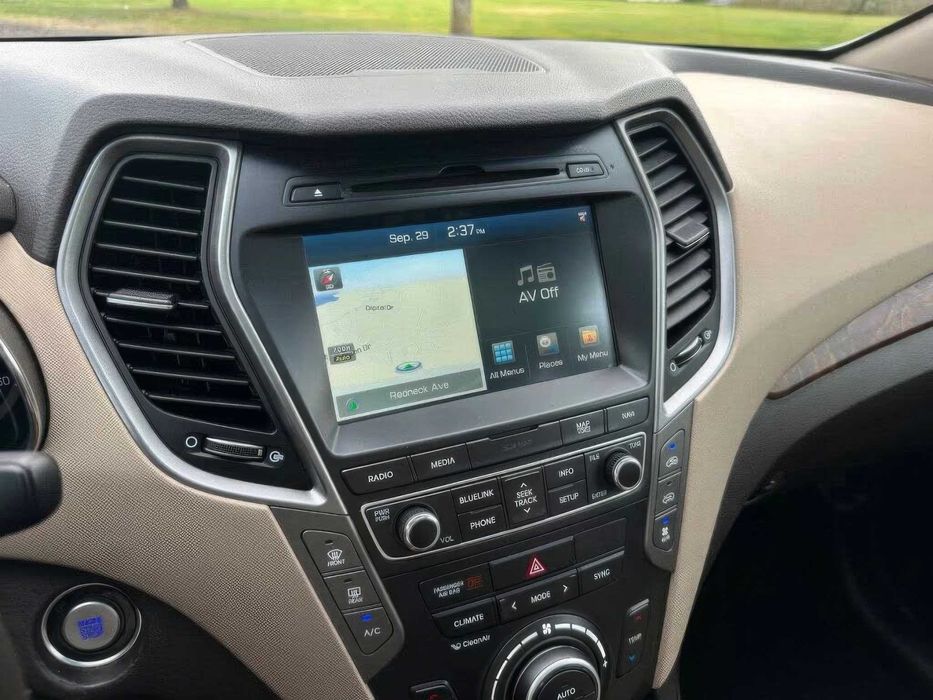 Hyundai Santa Fe Limited Ultimate      2017