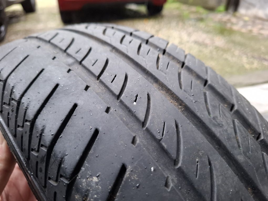 Conjunto Pneus 175/65 R 13