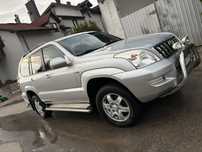 Sprzedam lub zamienię na auto osobowe Toyota land Cruiser 120