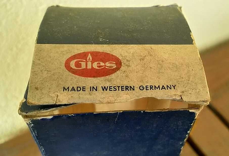Vela antiga (garrafa de cerveja) anos 60