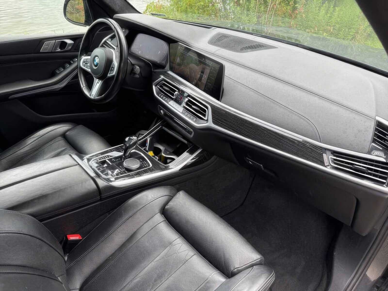2021 BMW X7 xDrive40i