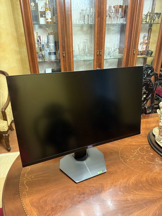 Продам монитор DELL