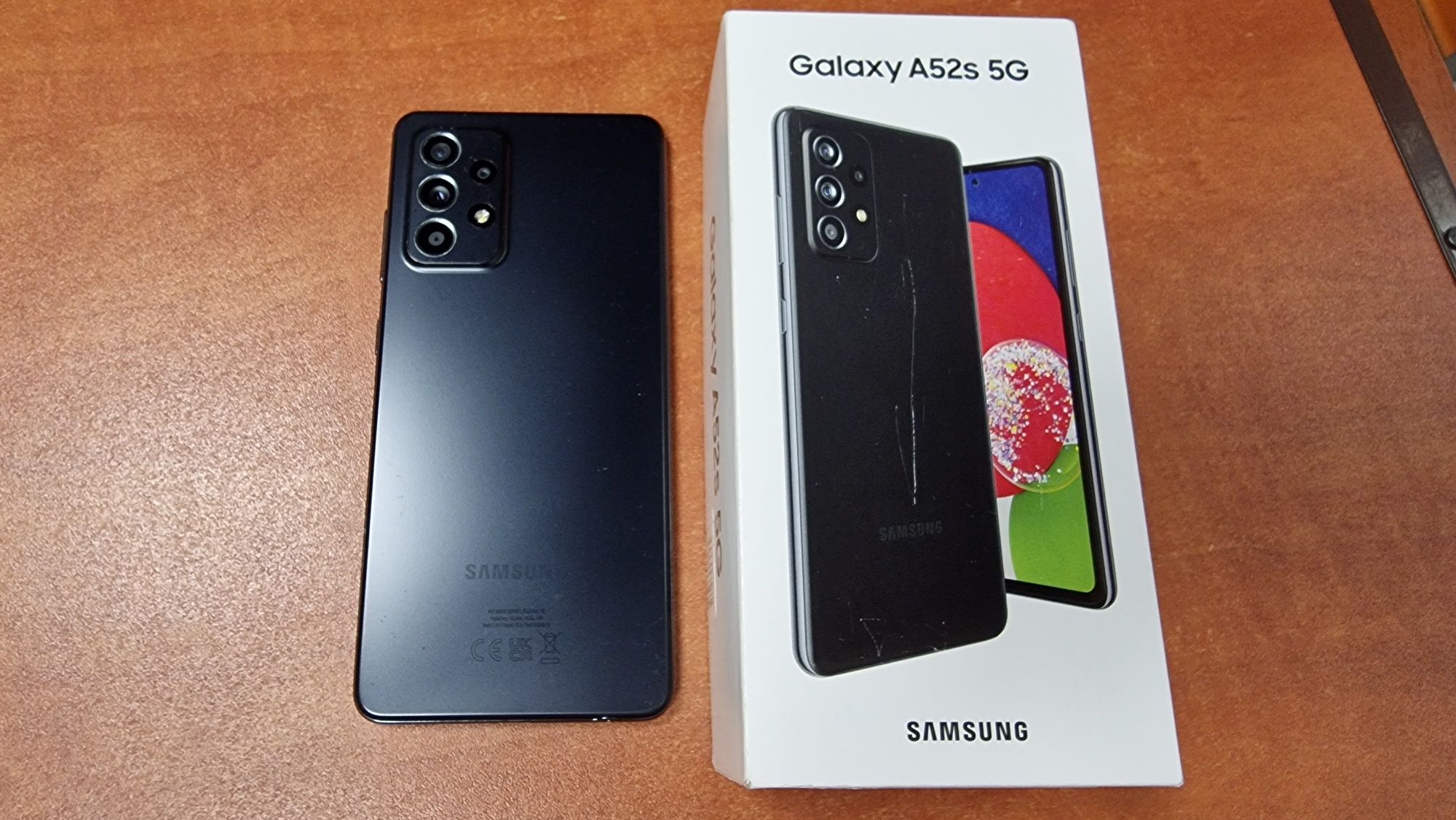 Samsung Galaxy A52s Duos 128GB/6GB RAM czarny, stan bdb