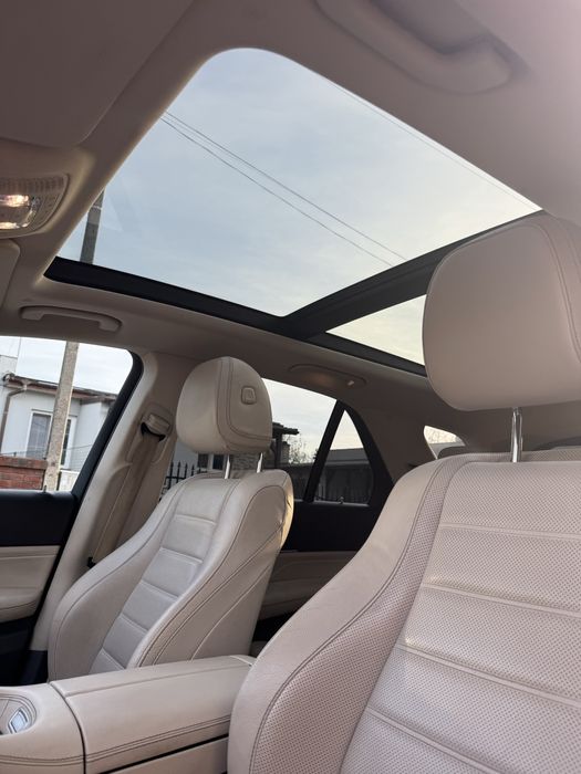 Mercedes GLE linia AMG salon Polska bogata wersja 7-os panorama