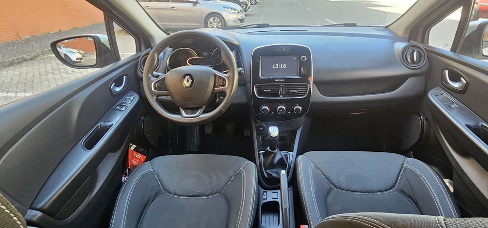 Renault Clio 1.5 dci impecável 18
