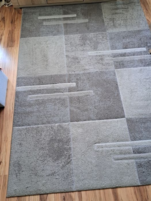 Sprzedam dywan stan dobry