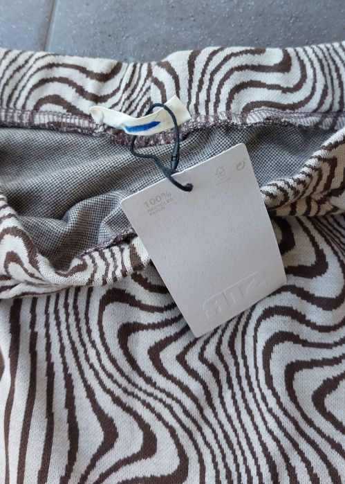 Spódnica mini dopasowana sweterkowa S 36 Nowa