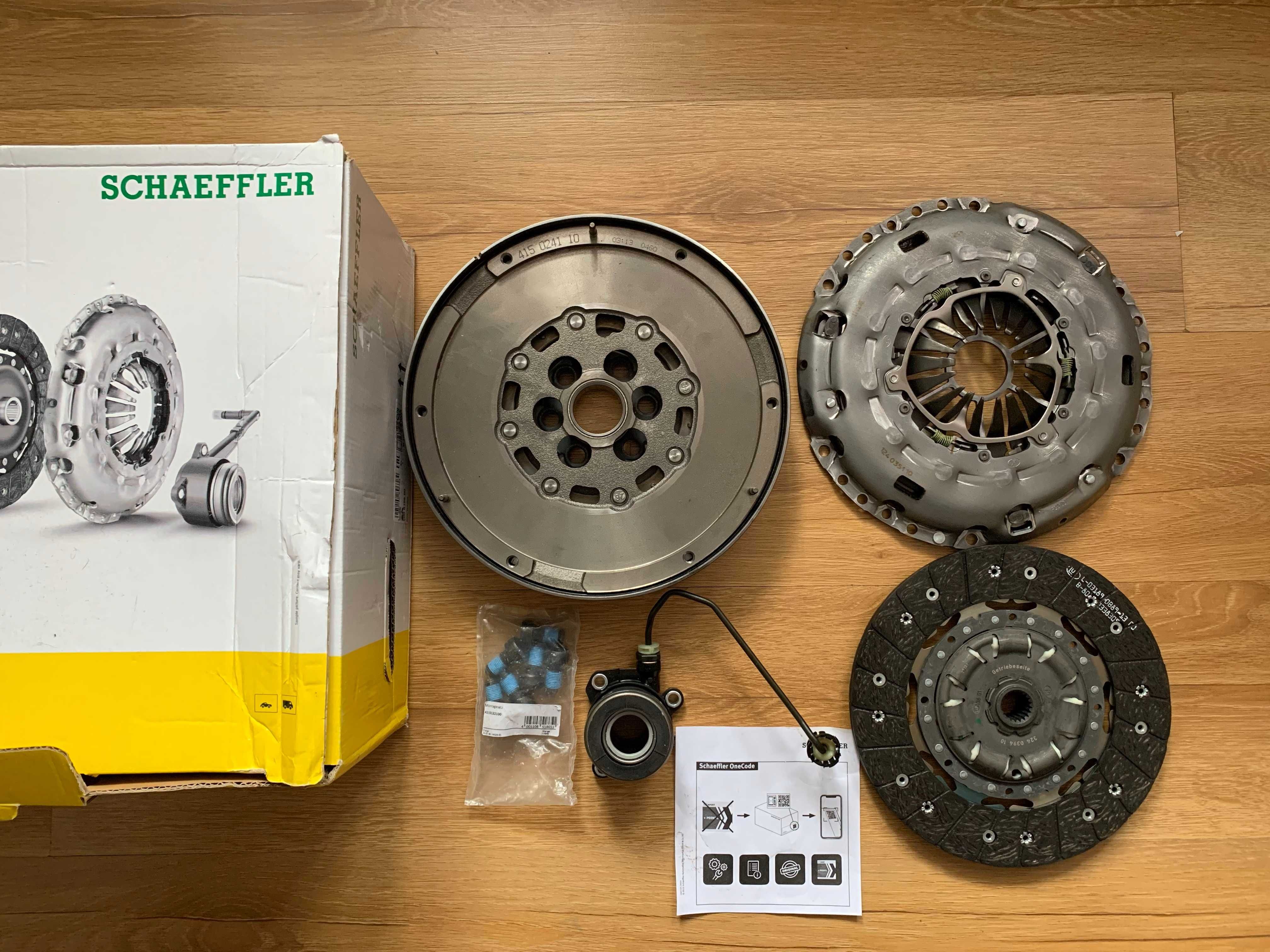 Комплект зчеплення з маховиком ASTRA H, ZAFIRA B, VECTRA C 1,9 CDTI