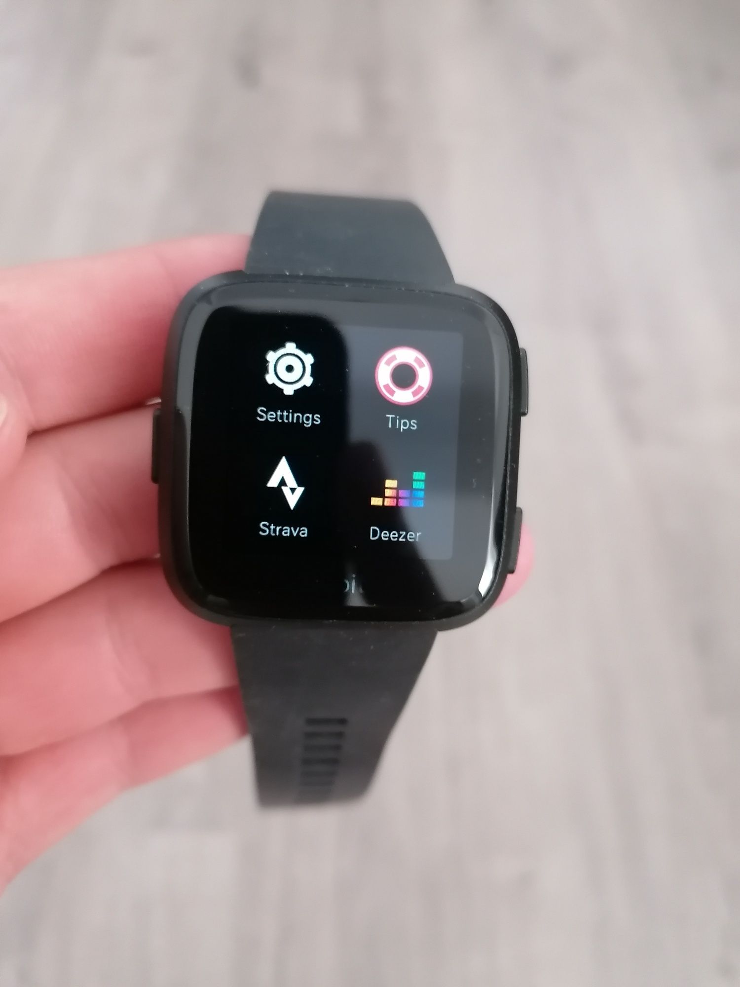 Relógio Fitbit Versa + braceletes