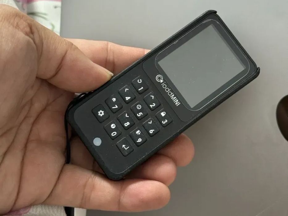 Caixa Protetora IODD Mini para Disco Rígido