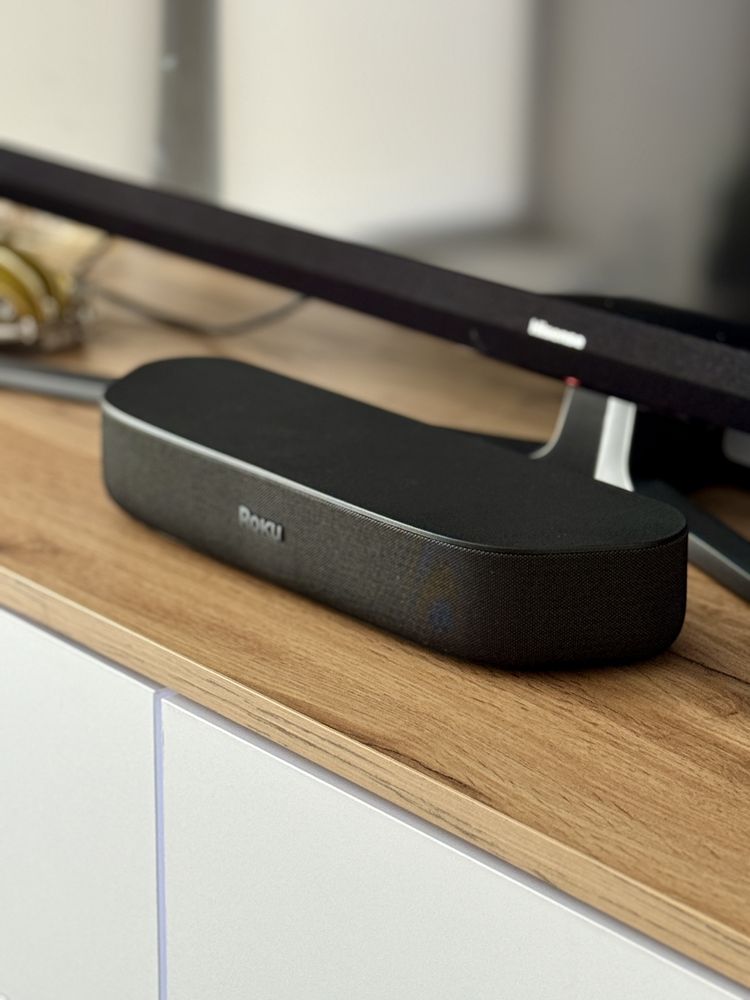 Саундбар Smart TV приставка Roku Streambar 4K HDR Streaming Device