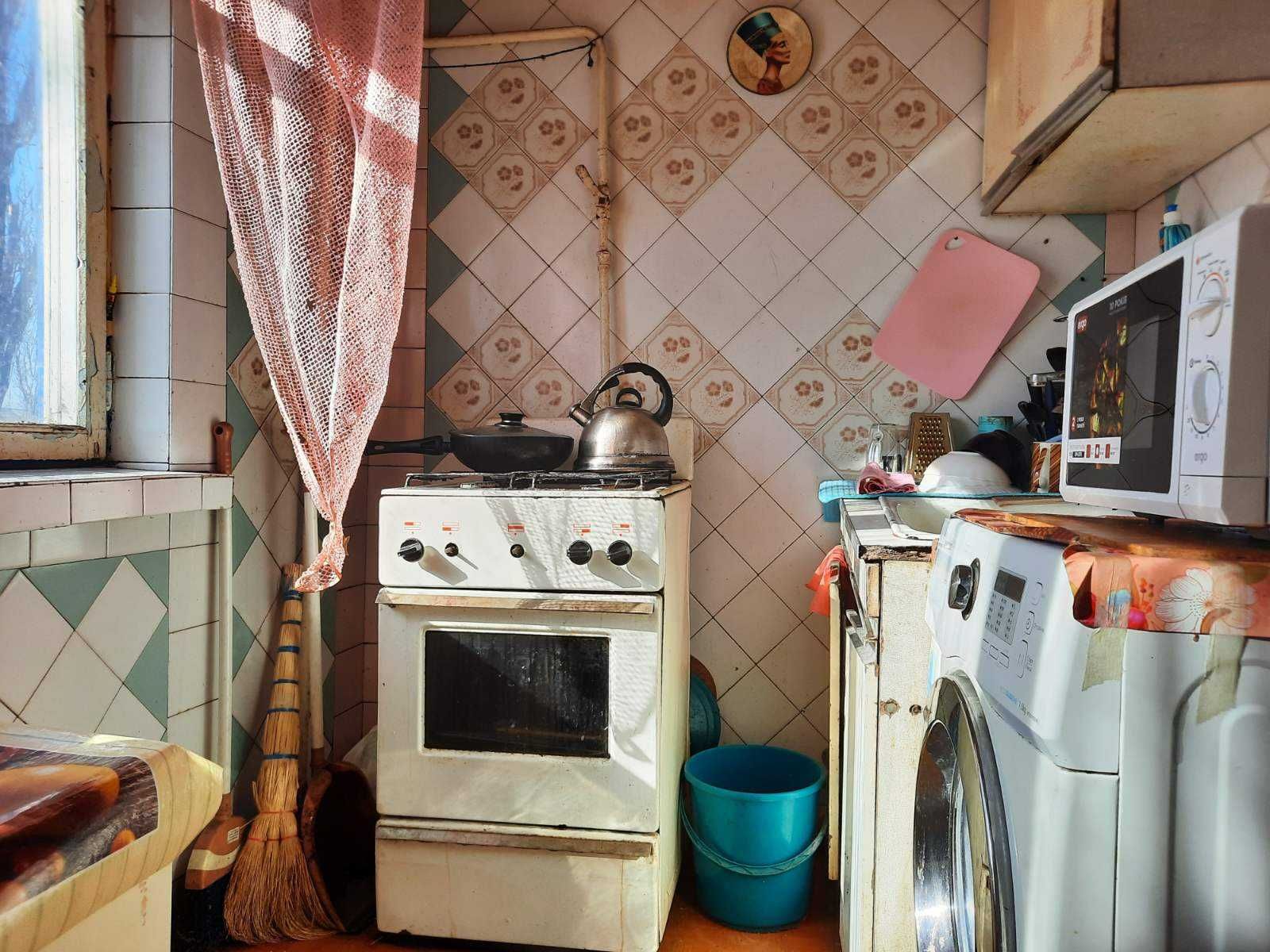 Продам 2-х комнатную квартиру в Днепровском районе