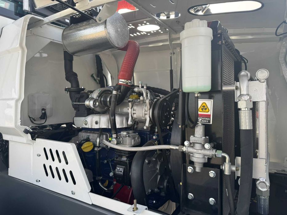 NOWA Ładowarka Kołowa Przegubowa XTM B625 Łyżka 4w1 Gwarancja Leasing