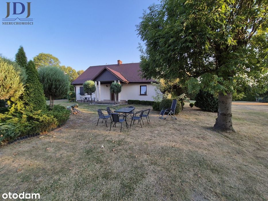 Dom z uroczą działką. Bakus-Wanda