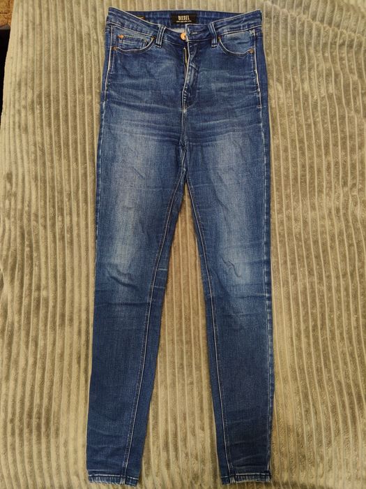 Жіночі джинси diesel