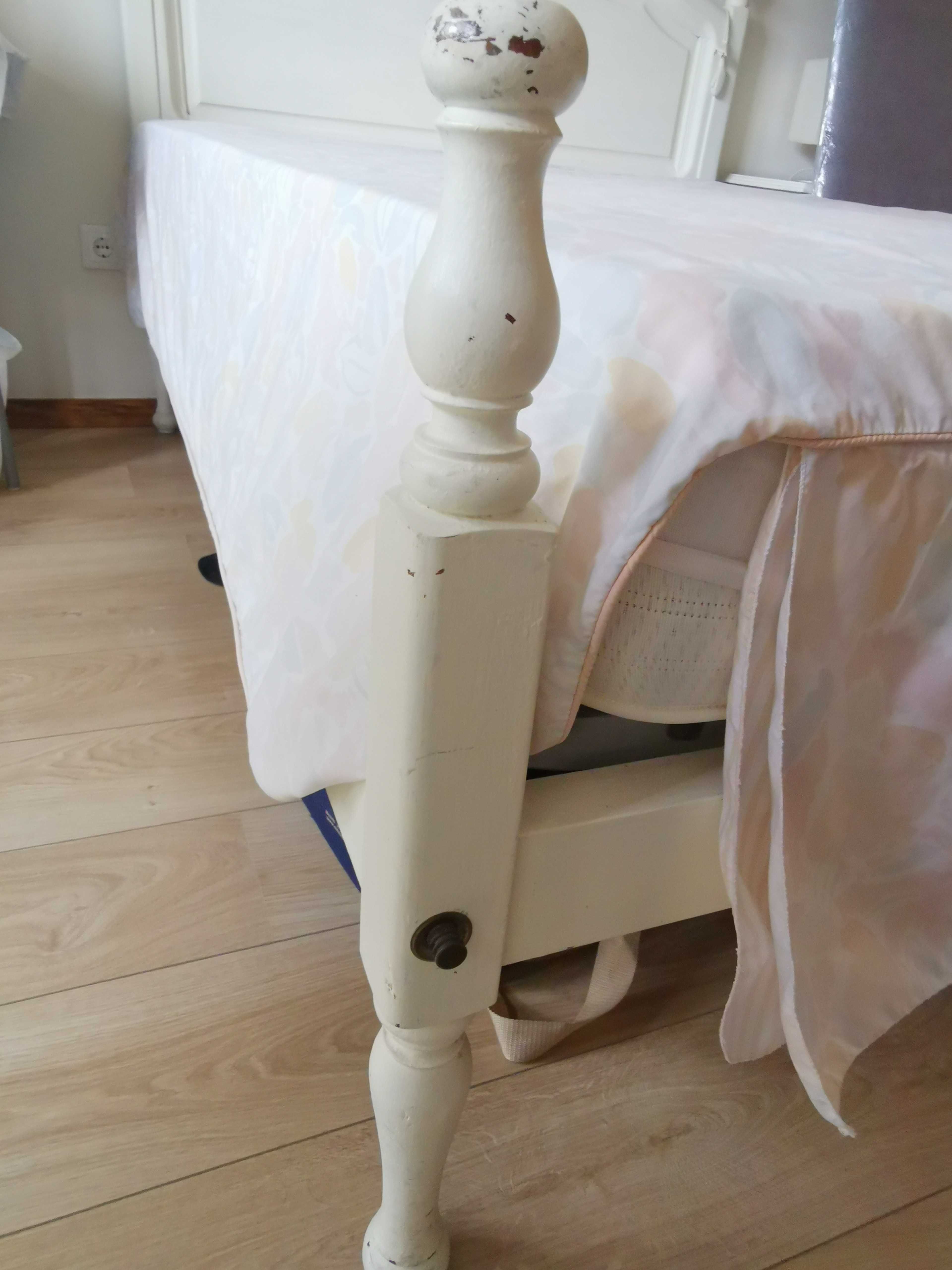 Cama 183x133 de castanho (base incluída)
