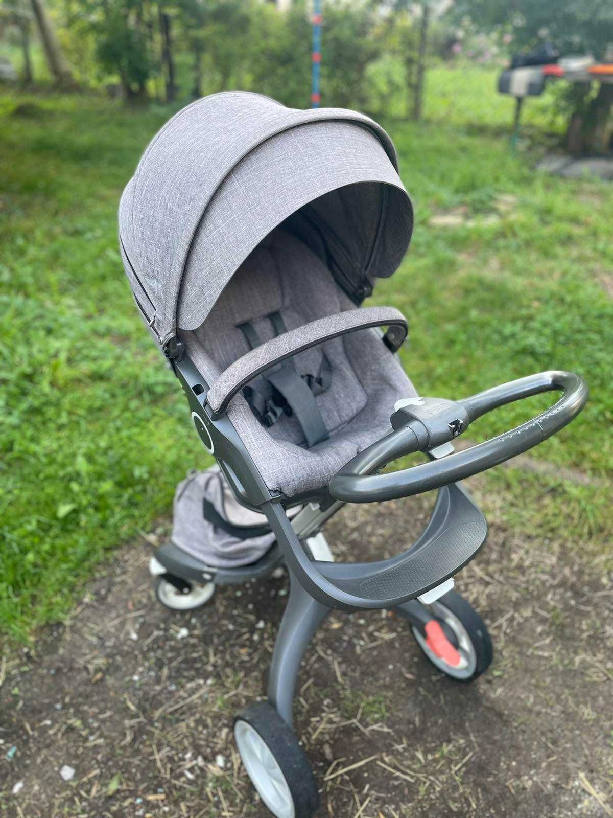 Stokke коляска чотирьох каткова