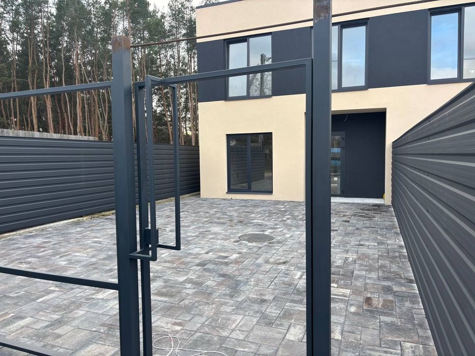 Продам Будинок м. Коростень Таунхаус