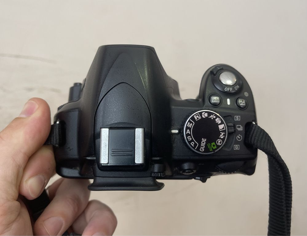Фотоаппарат, камера Nikon D3100 б/у
