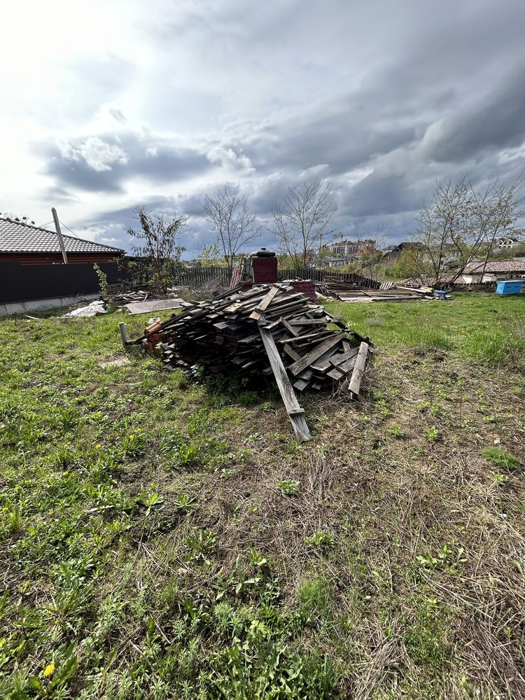 Дрова безкоштовно самовивіз