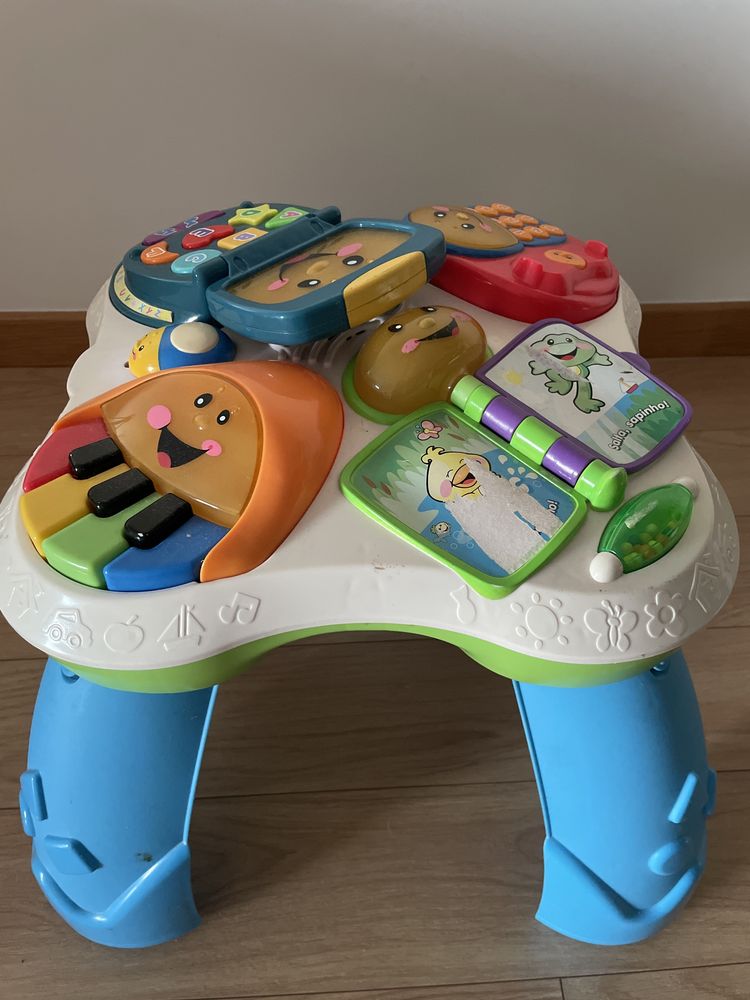 Mesa de actividades Fisherprice