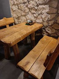 zestaw stół plus dwie ławy ...do restauracji