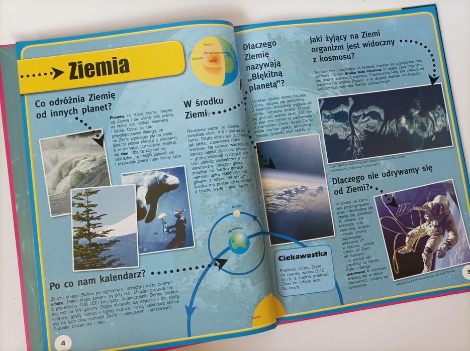 Książka Pytania i odpowiedzi Kosmos
