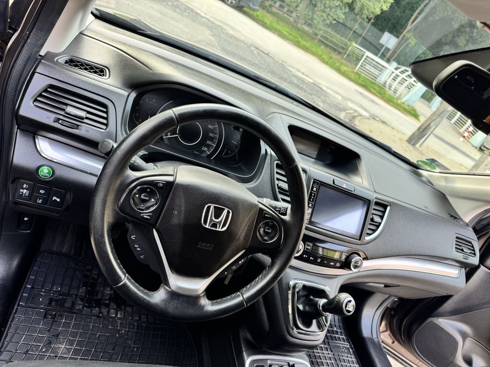 Honda CR-V 2015rok lift 1.6 disel , ladne wyposażenie, oryg lakier