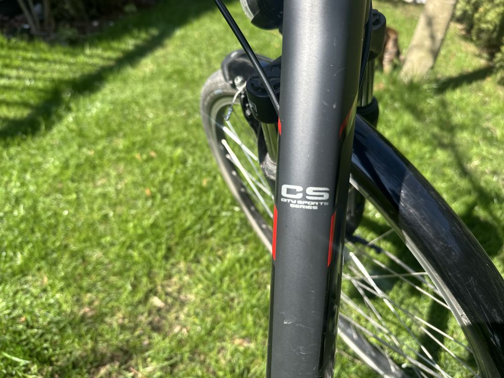 Wygodny rower miejski damski Giant Tourer CS