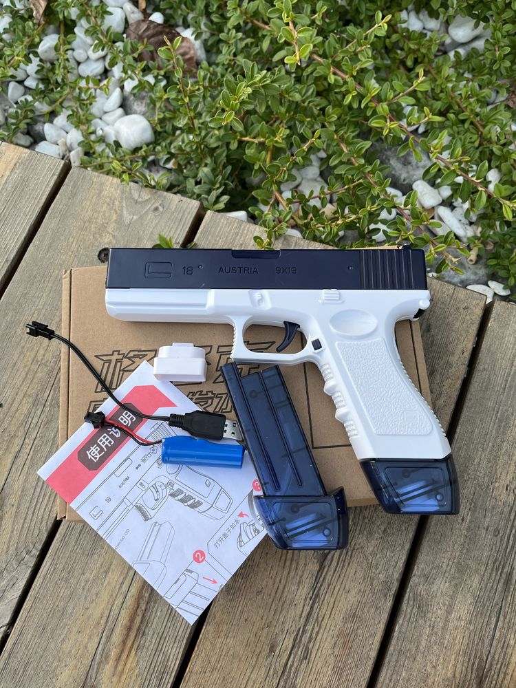 Хіт сезону! Електричний водяний пістолет Glock