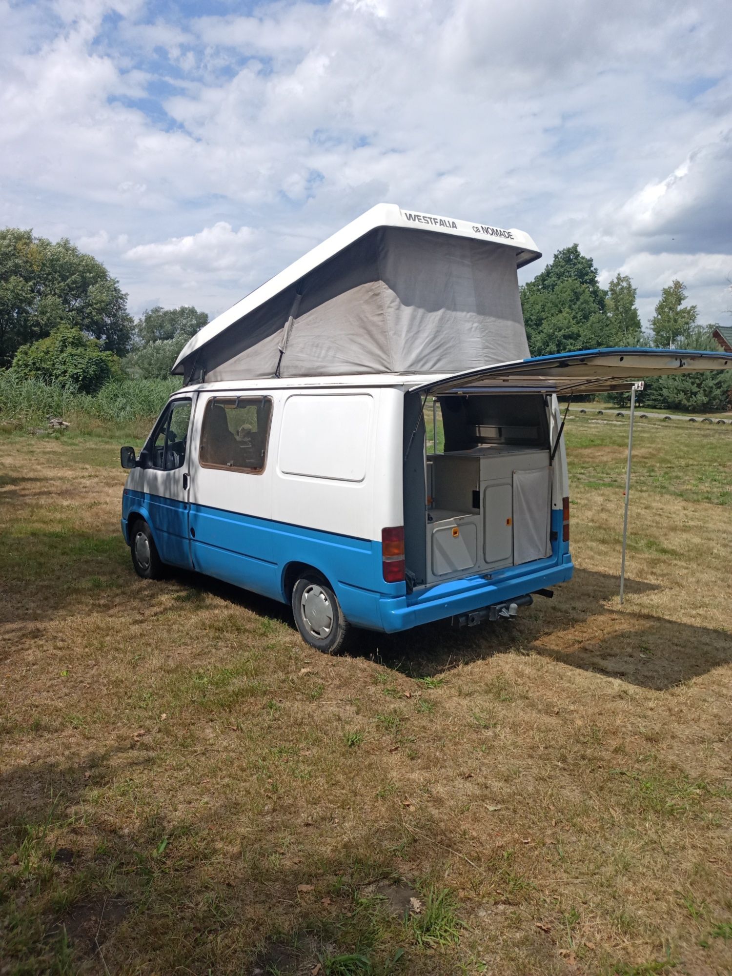 Kamper Ford Transit Westfalia