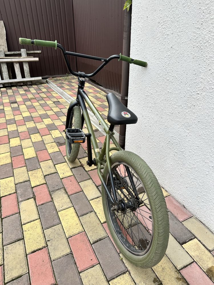 Велосипед BMX Stolen stereo