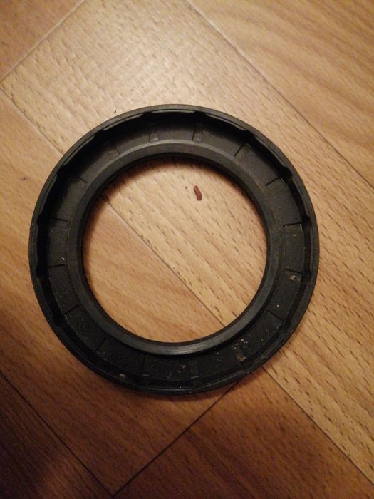 Сальник для пыльной среды. Тс62 90 10