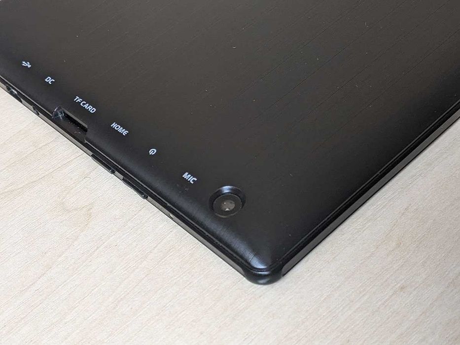 Планшет с экраном 10.1 десять дюймов Bravis