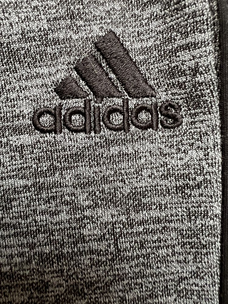 Продам штани Adidas