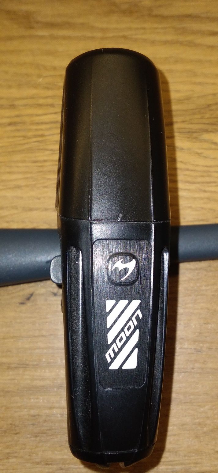 Lampka rowerowa Vortex Meteor 1000 lm