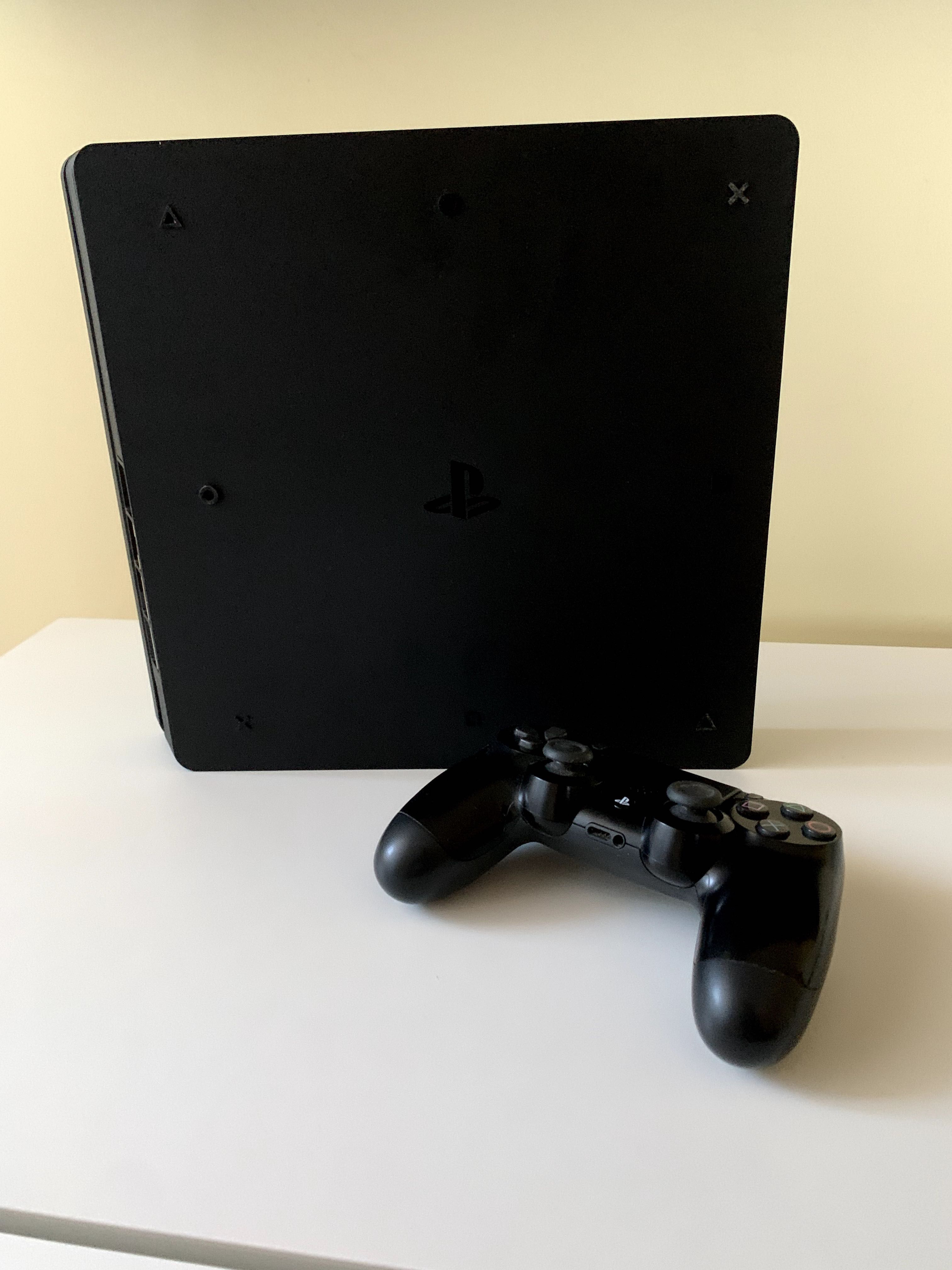 PlayStation 4 Slim 500GB+ 1 Comando