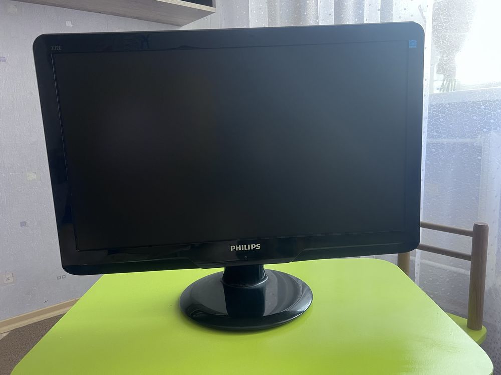 Монитор Philips 23