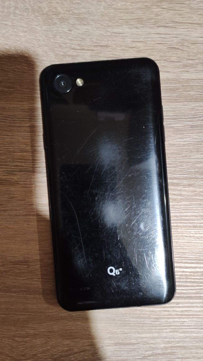 Продам LG Q6 alpha