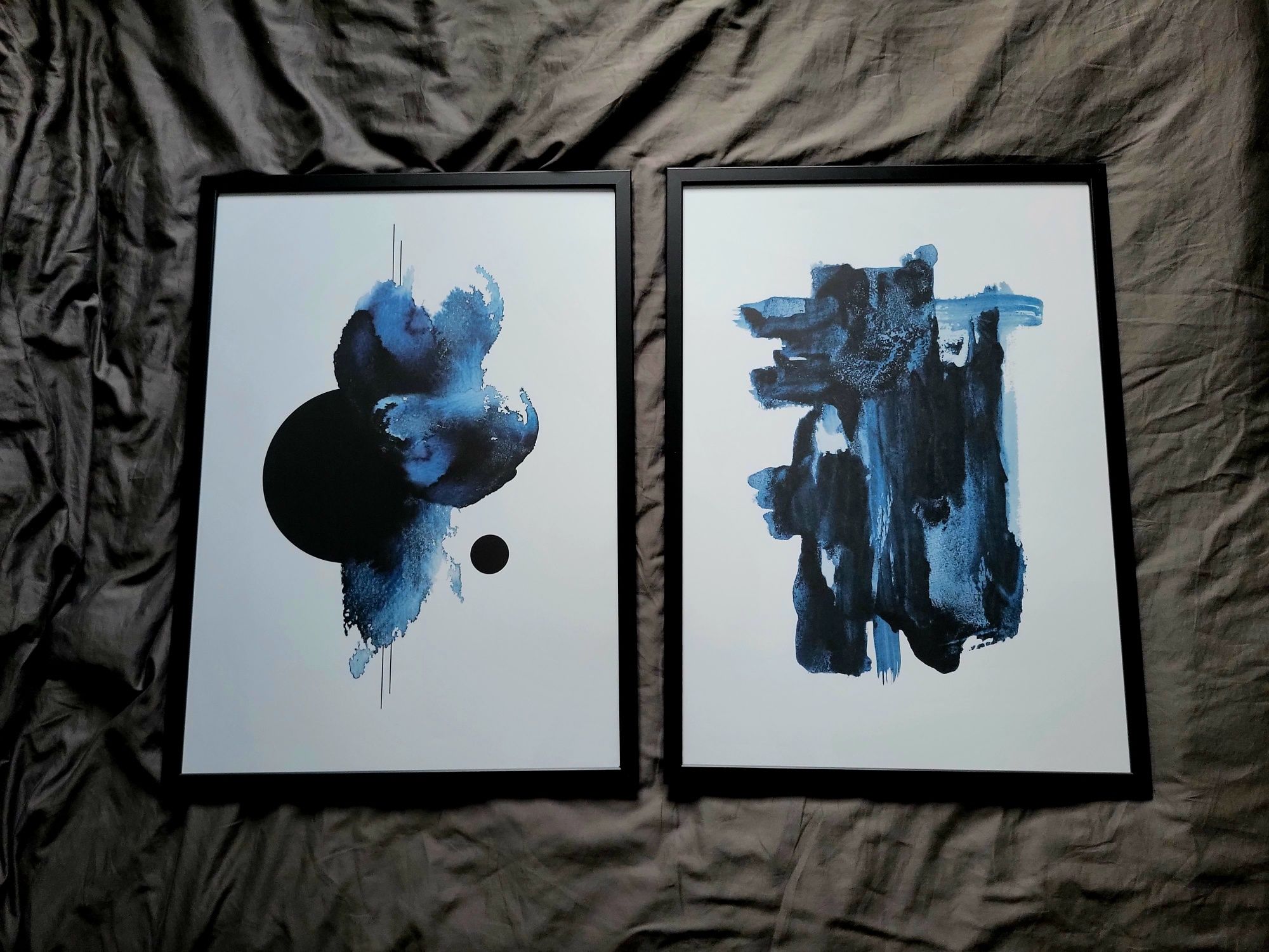 2 plakaty, abstrakcyjne kształty, nowoczesne, niebieskie