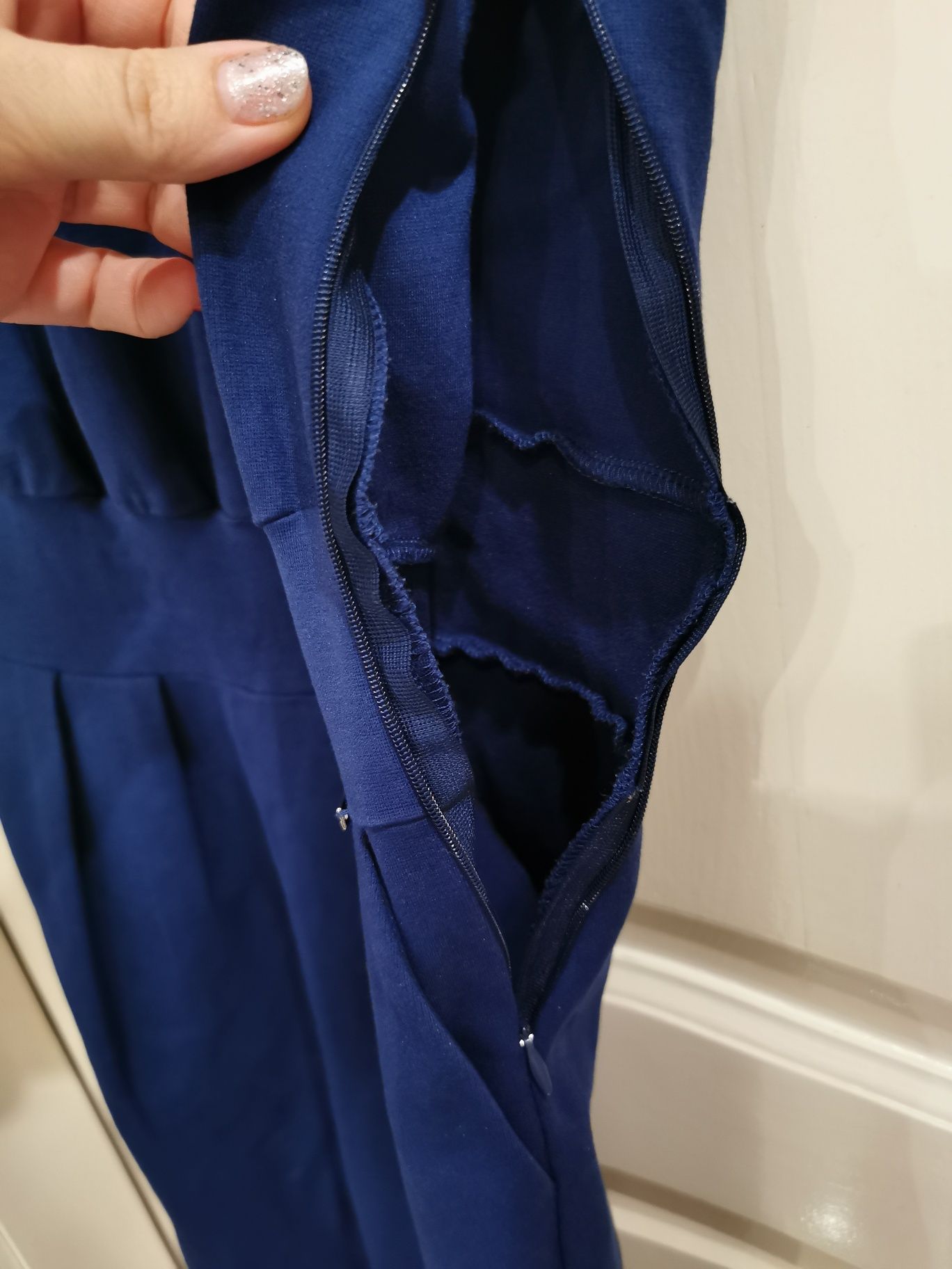 Sukienka elegancka midi granatowa