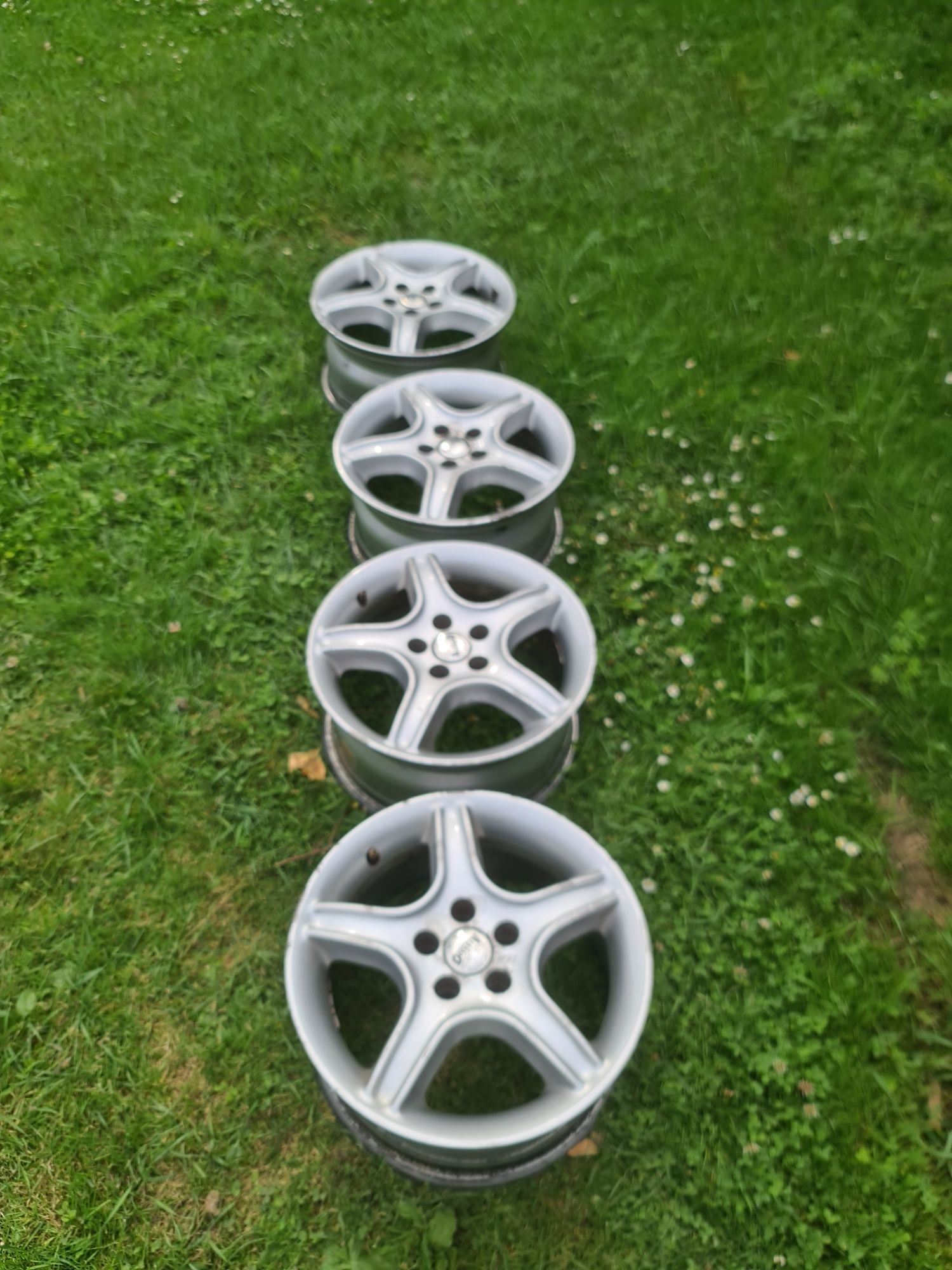 Alufelgi Alessio R 136 7jx15 (15 cali)