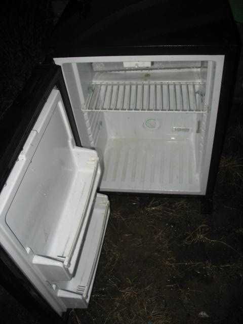 lodówka z zamrażalnikiem na działkę Polar turytyczne różne