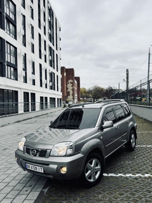 Nissan X-Trail 2006 рік 2.2 дизель механіка 6-ступка