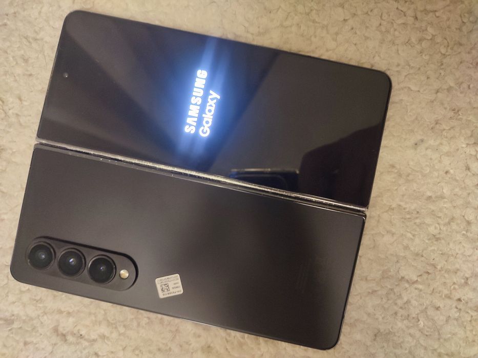 Samsung Galaxy Fold 4 12/256 GB