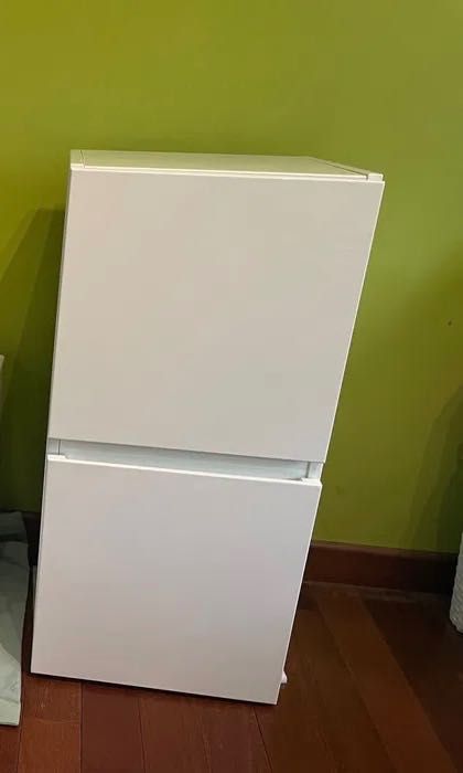 Szafka łazienkowa    wiszący nowe lakierowana słupek