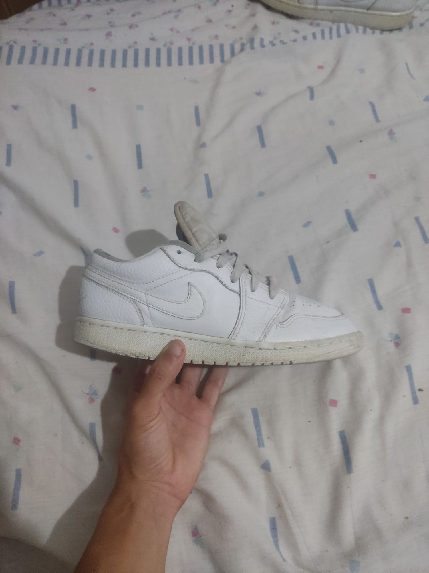 Tênis Jordan 1 low